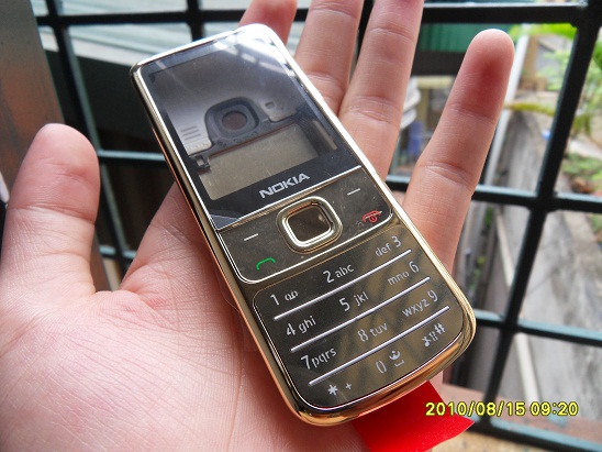 Vỏ Nokia 6700 vàng gold zin tại Hà Nội